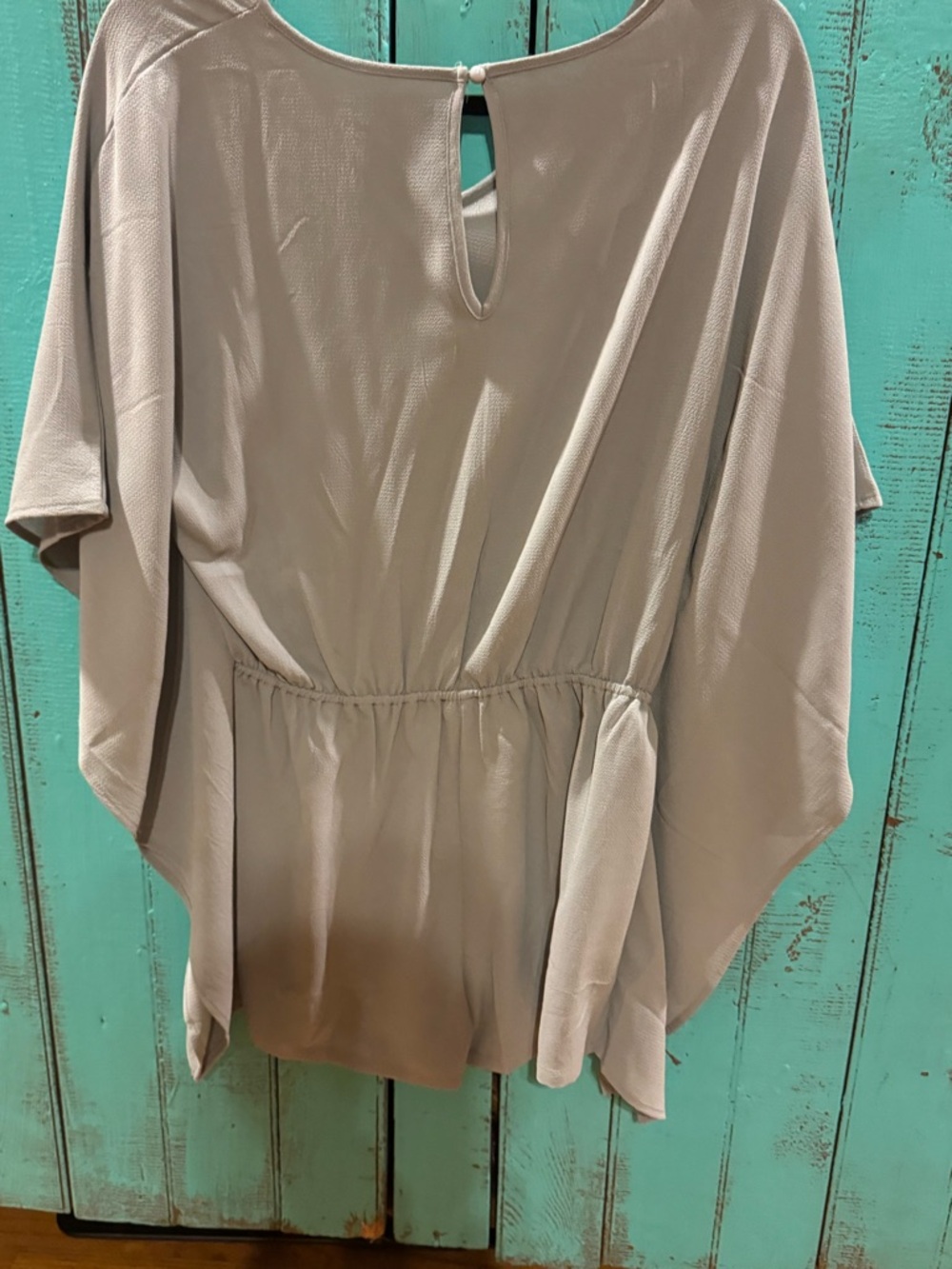 Light Gray Women’s Dolman Sleeve Jumpsuit - Brand Unspecified